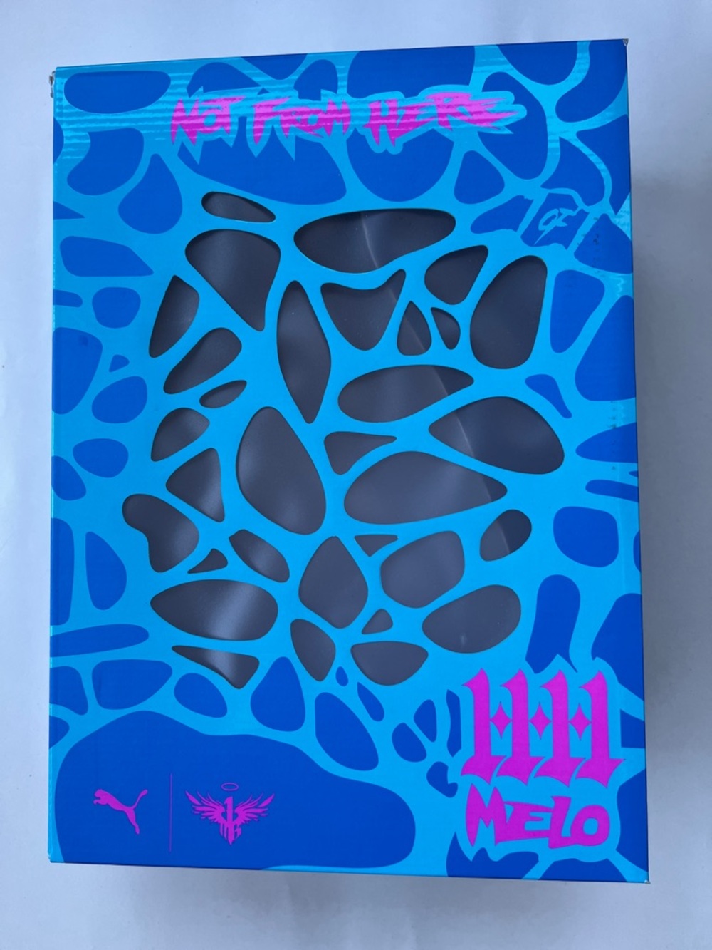 Puma Melo Collector Box in Bright Blue with Pink Accents